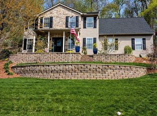 5495 Deer Path Ln, Gap, PA 17527