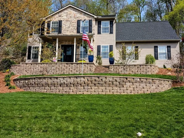 5495 Deer Path Ln, Gap, PA 17527