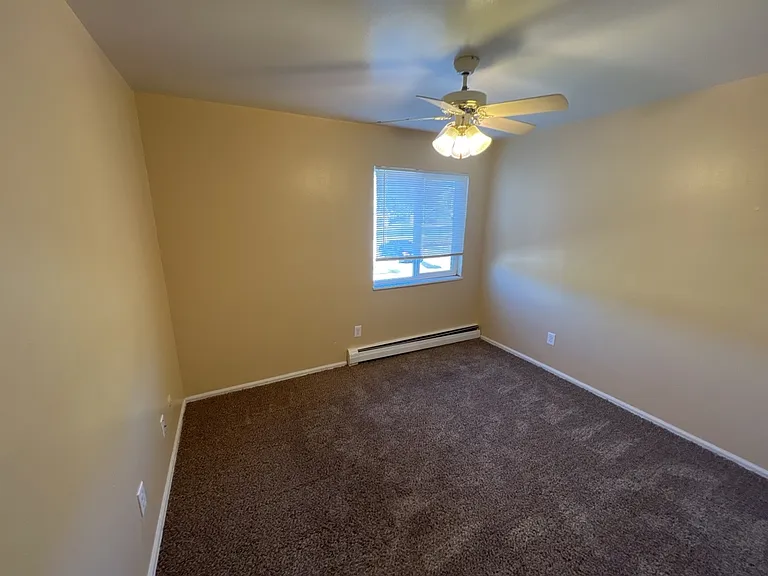 Bruin Manor (TS) — Photo 24