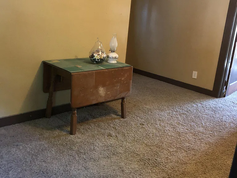 Bonus upstairs room
