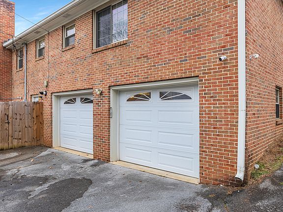5th image of 1718 Verona Dr