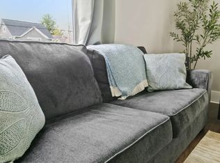 620 1st St, Libertyville, IL 60048