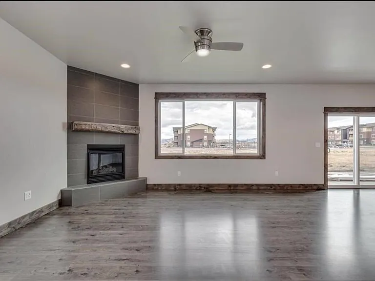 1792 Buckrake Ave — Photo 2
