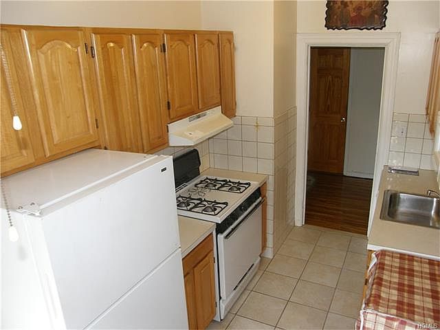 1st image of 472 Gramatan Ave APT Cc3