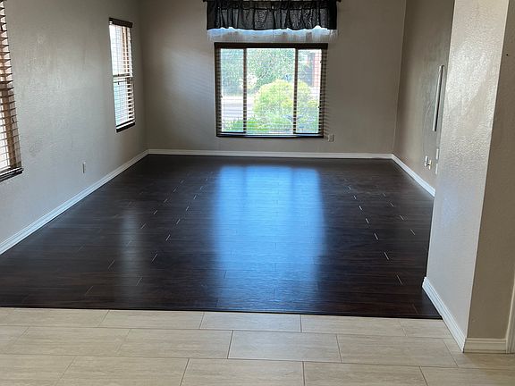 4th image of 3215 Painted Rock Dr NW