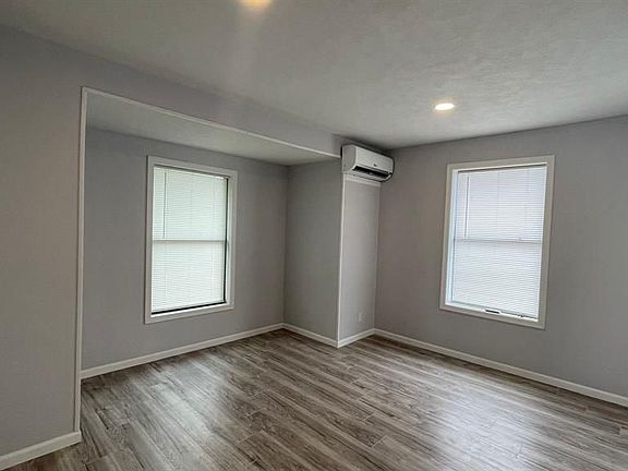 4th image of 1723 Alta Vista St APT A