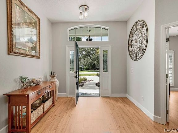 3rd image of 97 Woodfield Cir