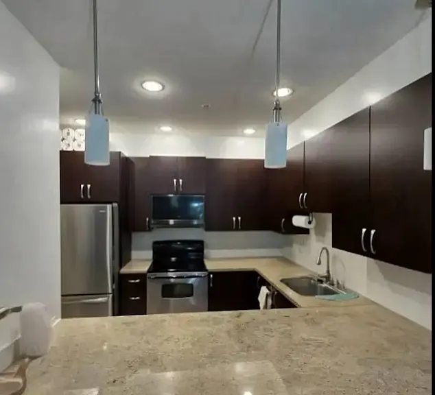 10237 133rd St #9 — Photo 1