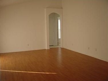 4th image of 4602 Huron Bay Cir