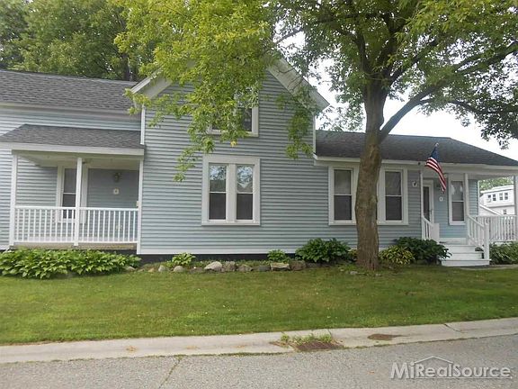 5th image of 231 S 3rd St