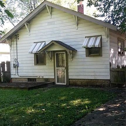 2nd image of 4404 N Evanston Ave