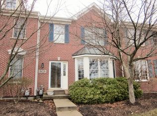 N326 Baker Dr, Geneva, IL 60134