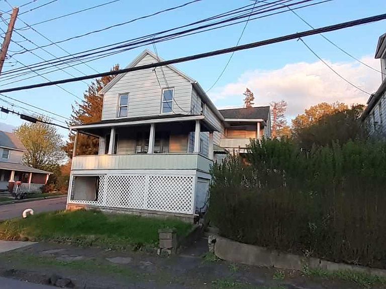 Listing photo 5