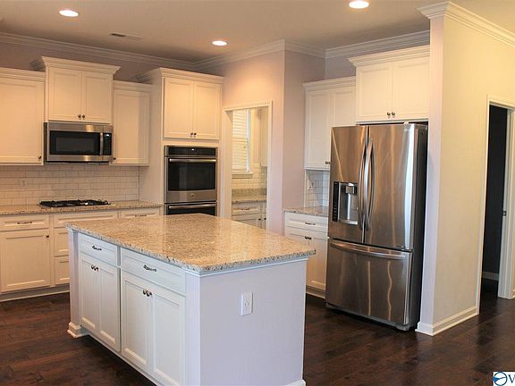 4th image of 15123 Lakeside Trl