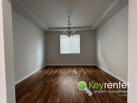 5th image of 2530 164th St E