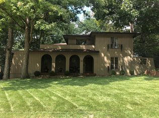 485 Shoreline Dr, Decatur, IL 62521