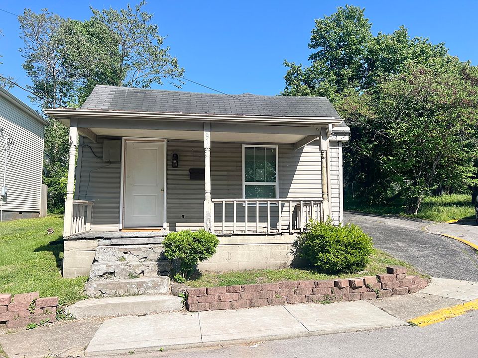 1st image of 870 Lylesville St