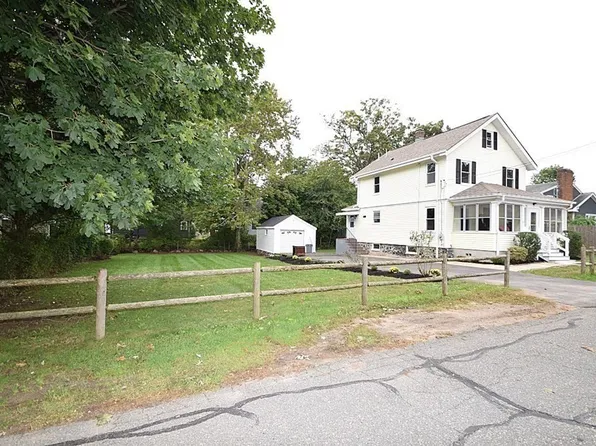 30 Hall St, Randolph, MA 02368