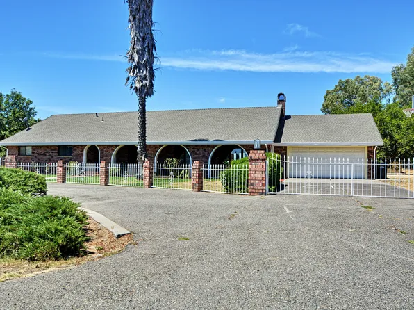 8370 Chester Dr, Sacramento, CA 95830