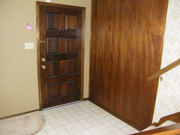 2nd image of 4528 NE Arlington Ave
