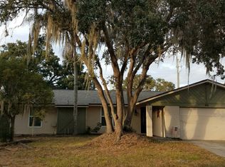 616 Cedar Grove Dr, Brandon, FL 33511