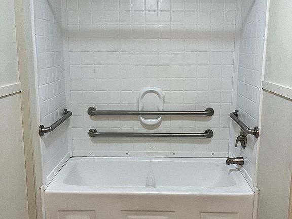 3rd image of 18613 S Char Ln