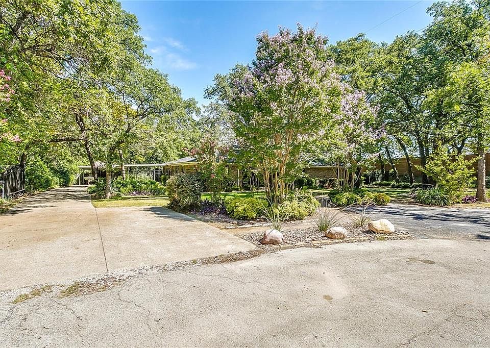 1st image of 5601 Trail Lake Dr
