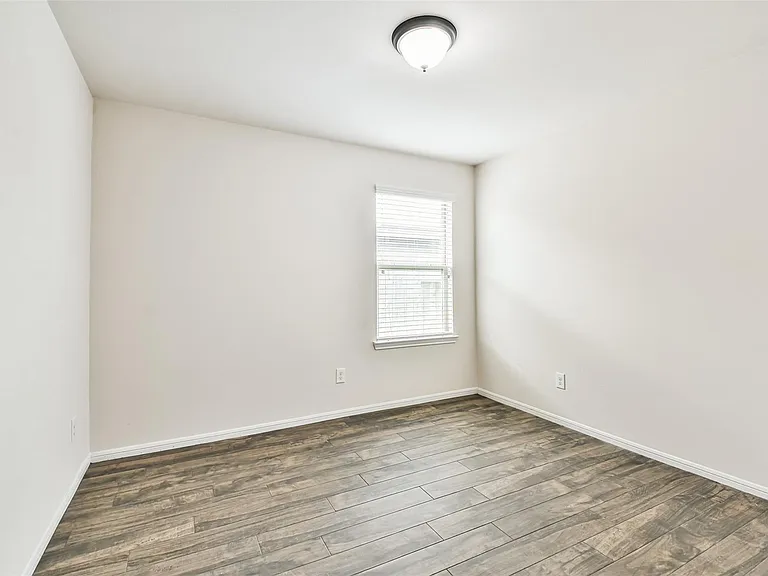 5518 Casa Mila Dr — Photo 22