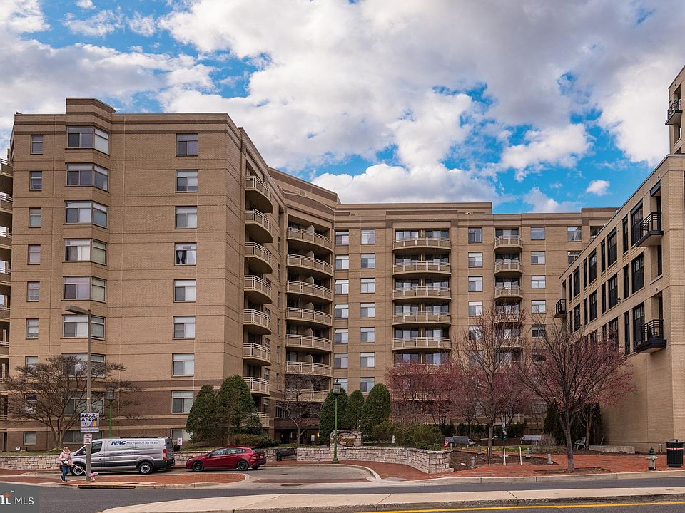 1st image of 7111 Woodmont Ave APT 713