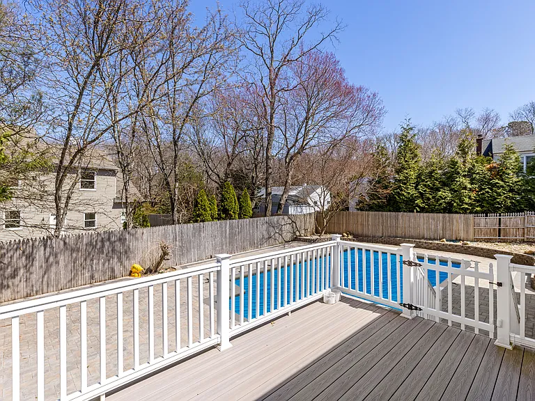 52 Summit Dr — Photo 6