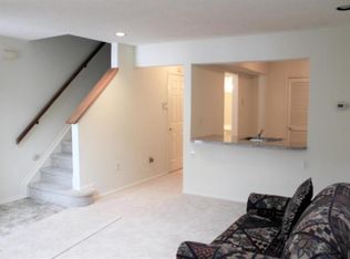 11 Richmond Ct, Tinton Falls, NJ 07712