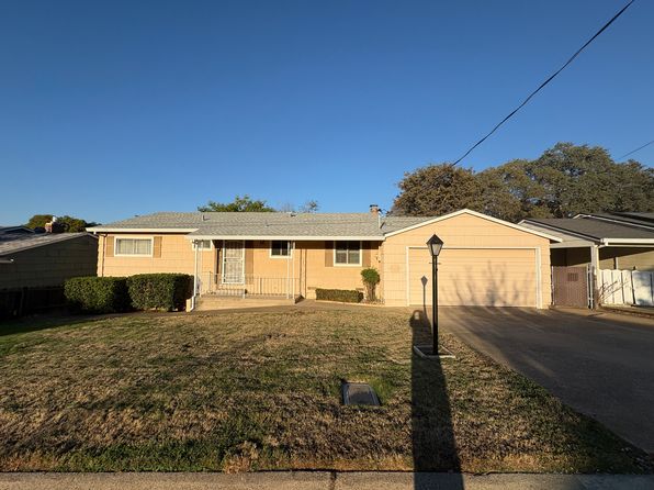 240 Patricia Ln