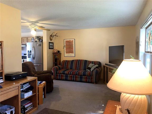 4th image of 1371 Eagle Ave