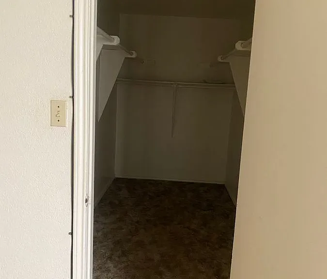 1501 Sam Houston Dr — Photo 10