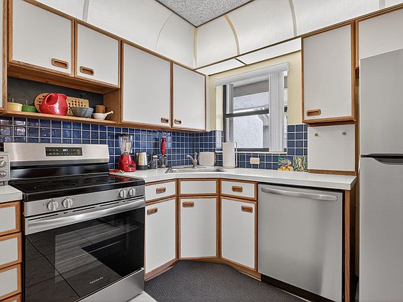 5th image of 4722 NW 22nd Street #4272