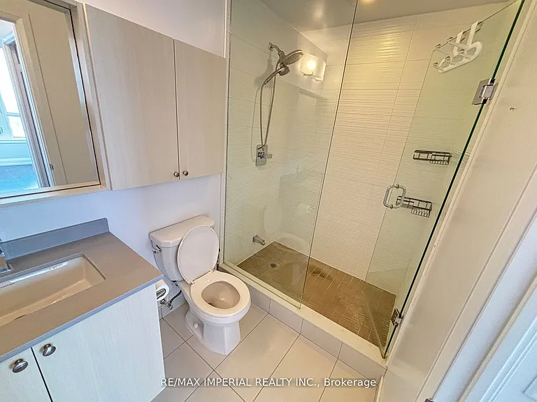 7890 Bathurst St #2301 — Photo 12