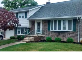 11 Kevin Ct, Reading, PA 19610