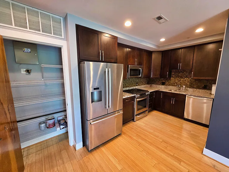 3404 13th St NW #201 — Photo 13