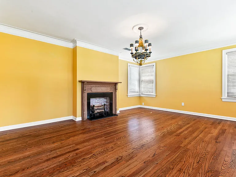 1326 Pinetree Rd — Photo 7