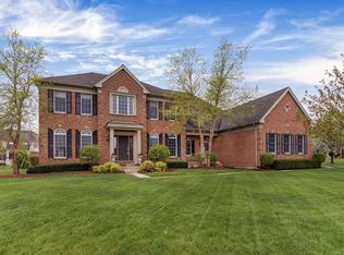 5 Turnbury Ct, Hawthorn Woods, IL 60047