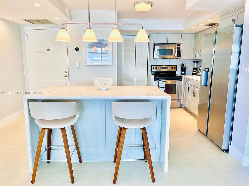 1st image of 1420 Brickell Bay Dr APT 805C