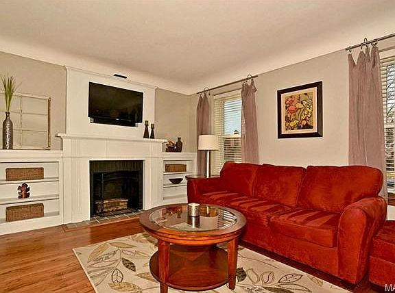 4th image of 5751 Pernod Ave