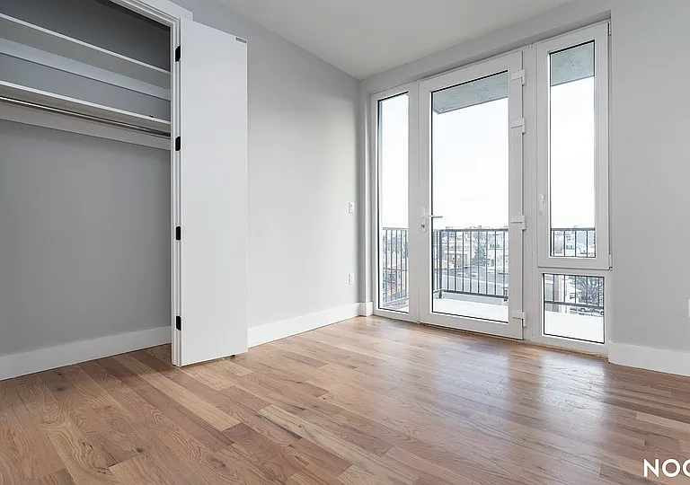 31-61 Vernon Blvd #8Z — Photo 11