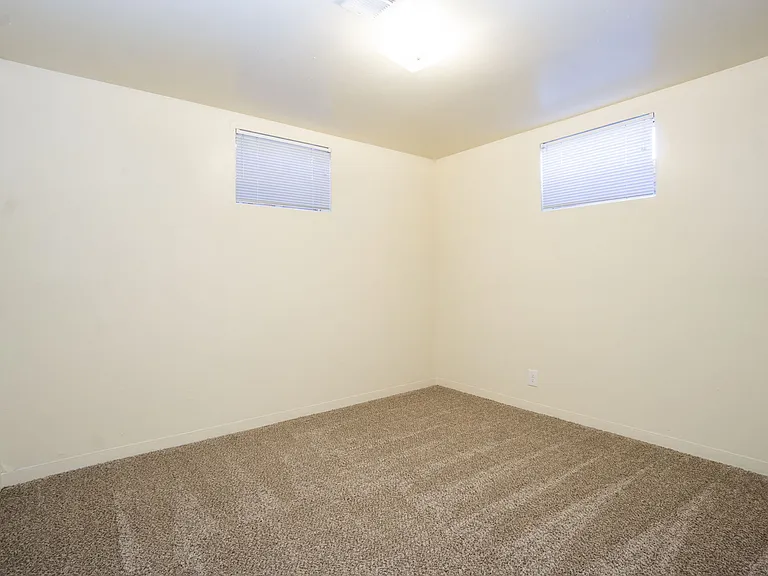 7028 Lipan St — Photo 12