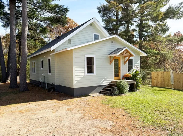 1320 W Poplar Avenue, Cameron, WI 54822
