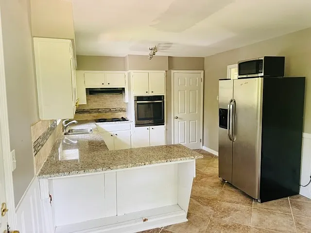 2249 Colleen Ct — Photo 7