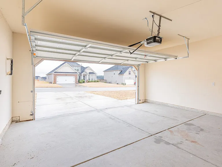 6130 Mahogany Ter — Photo 36