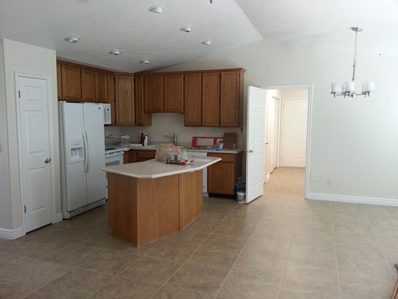 4th image of 2245 N 1200th St E