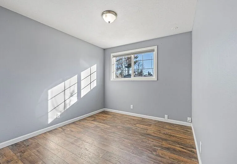 2577 Elysium Ave — Photo 25
