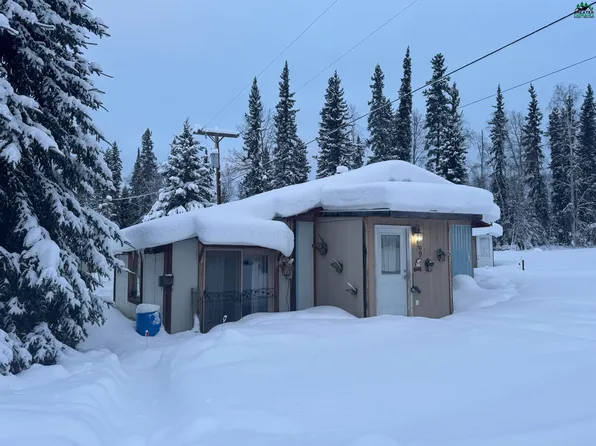 869 Bouton Ct, Fairbanks, AK 99712